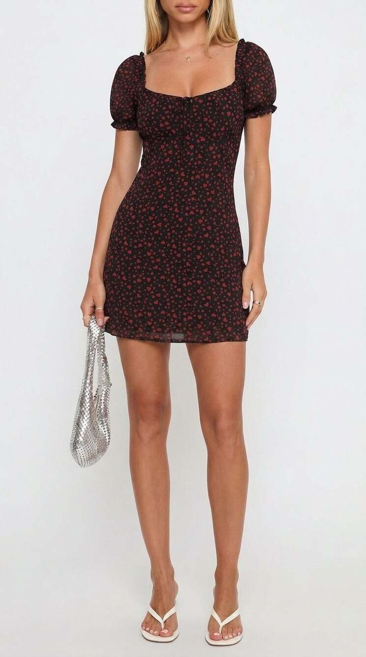Rewind Juniors' Short Sleeve Tie Front Heart Print Skater Dress Size XS